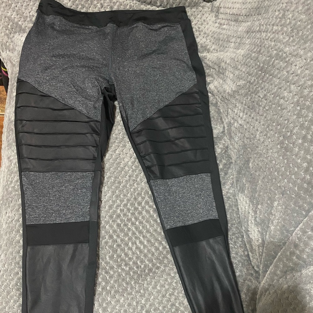 Forever 21 Active Leggings